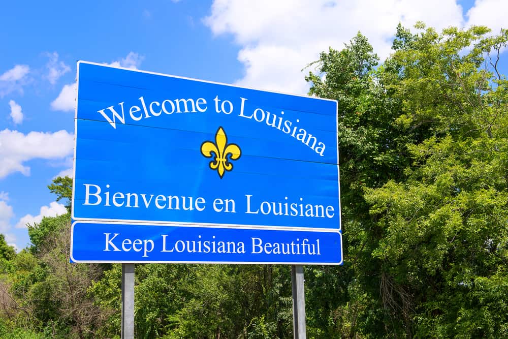 louisiana state sign on highway